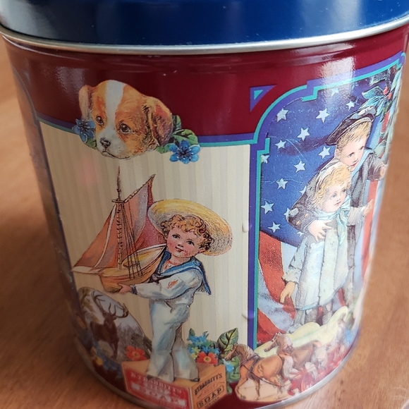 Vintage cookie can. - Picture 5 of 6